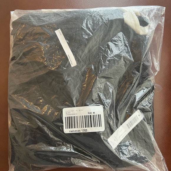 Soma Sunday Long-Sleeve V-Neck Set - Picture 11 of 15